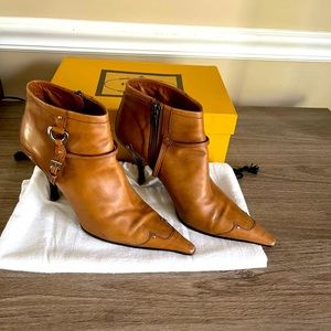 Authentic Prada, beautiful, Brown leather ankle boots. Size 8